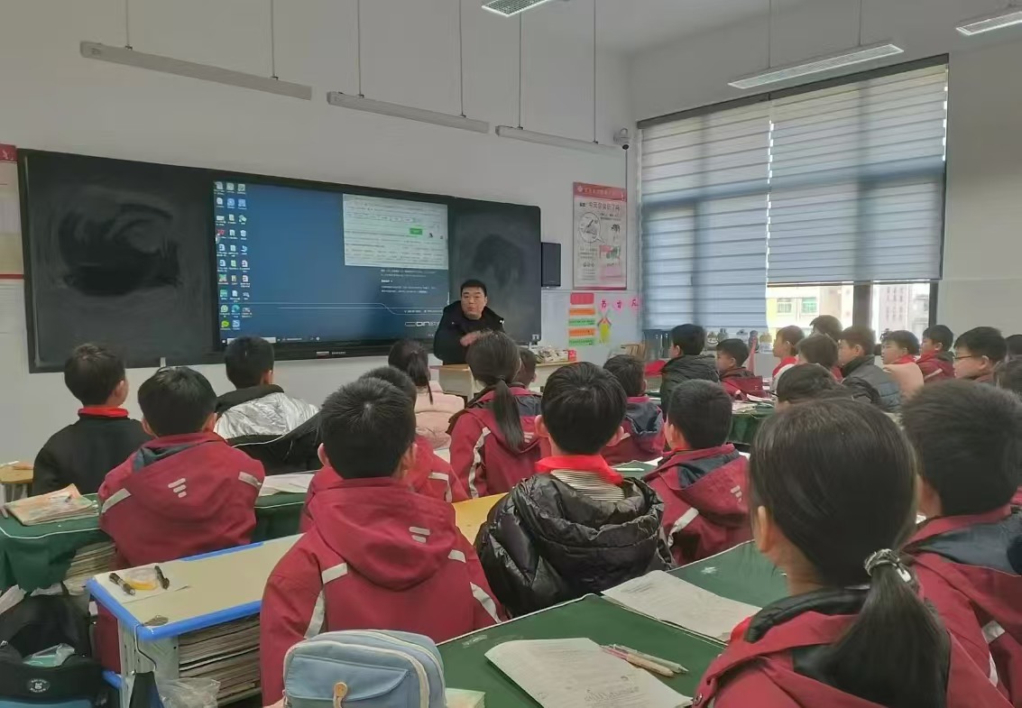 1735698776806553.jpg 621df16135dd7b96471a01b0f847649.jpg