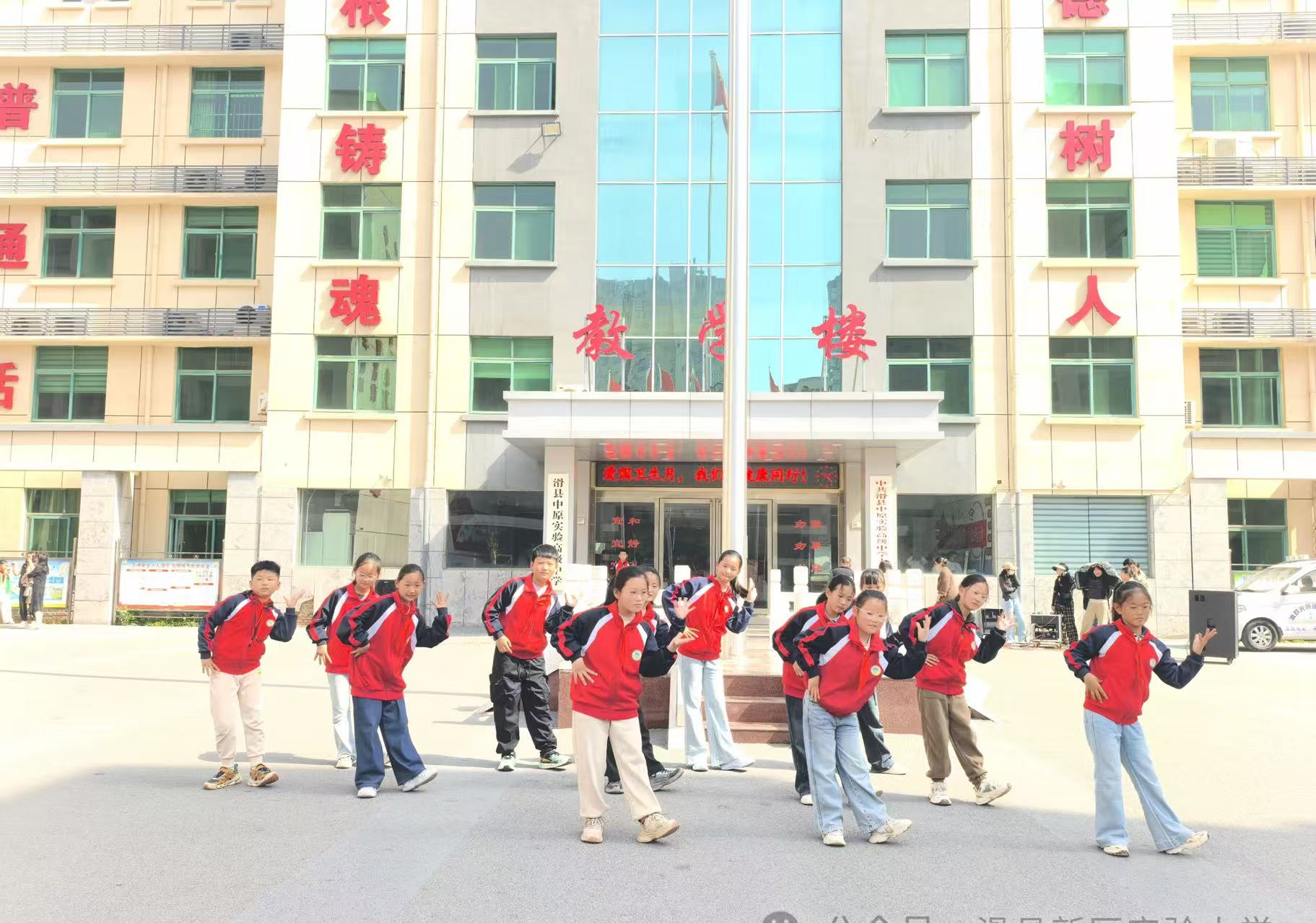 1744169275488494.jpg 18831928449204249735a7cd775bde1.jpg