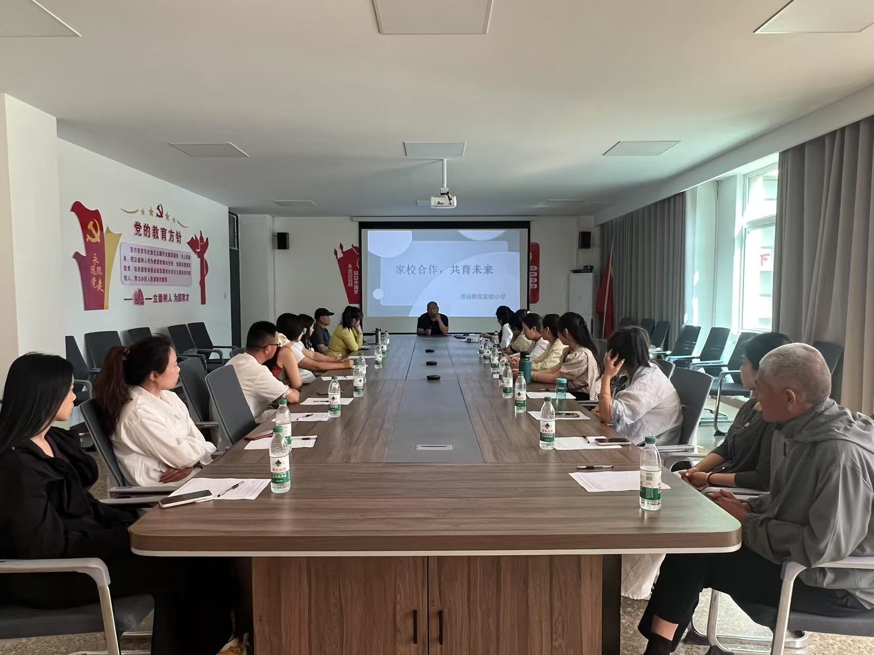 1747360347528624.jpg 0b583f153bc351c0184bcee329fa79b.jpg