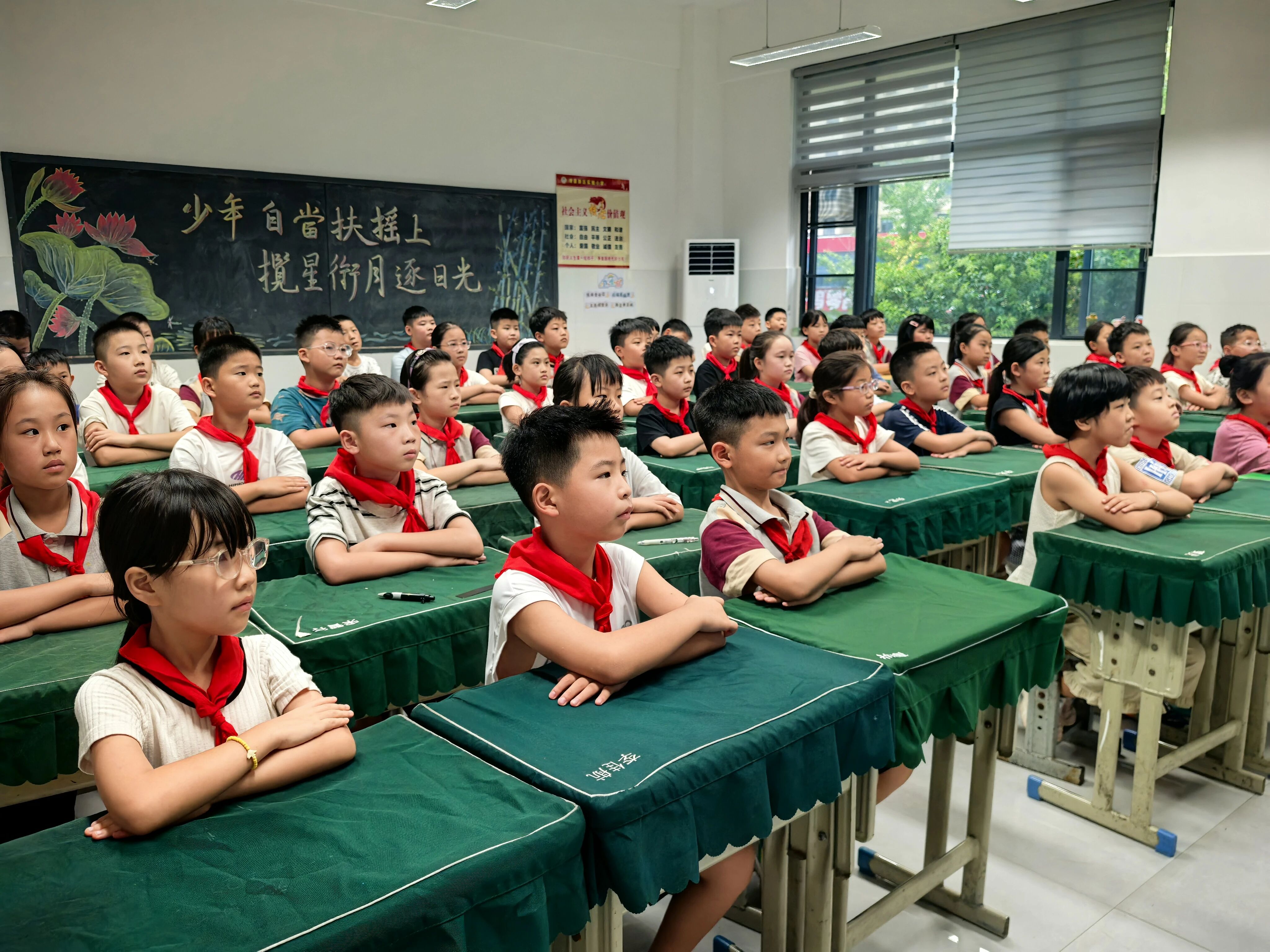 1756883585266631.jpg 643c6c7af76a727662a20e14ef2e18b.jpg