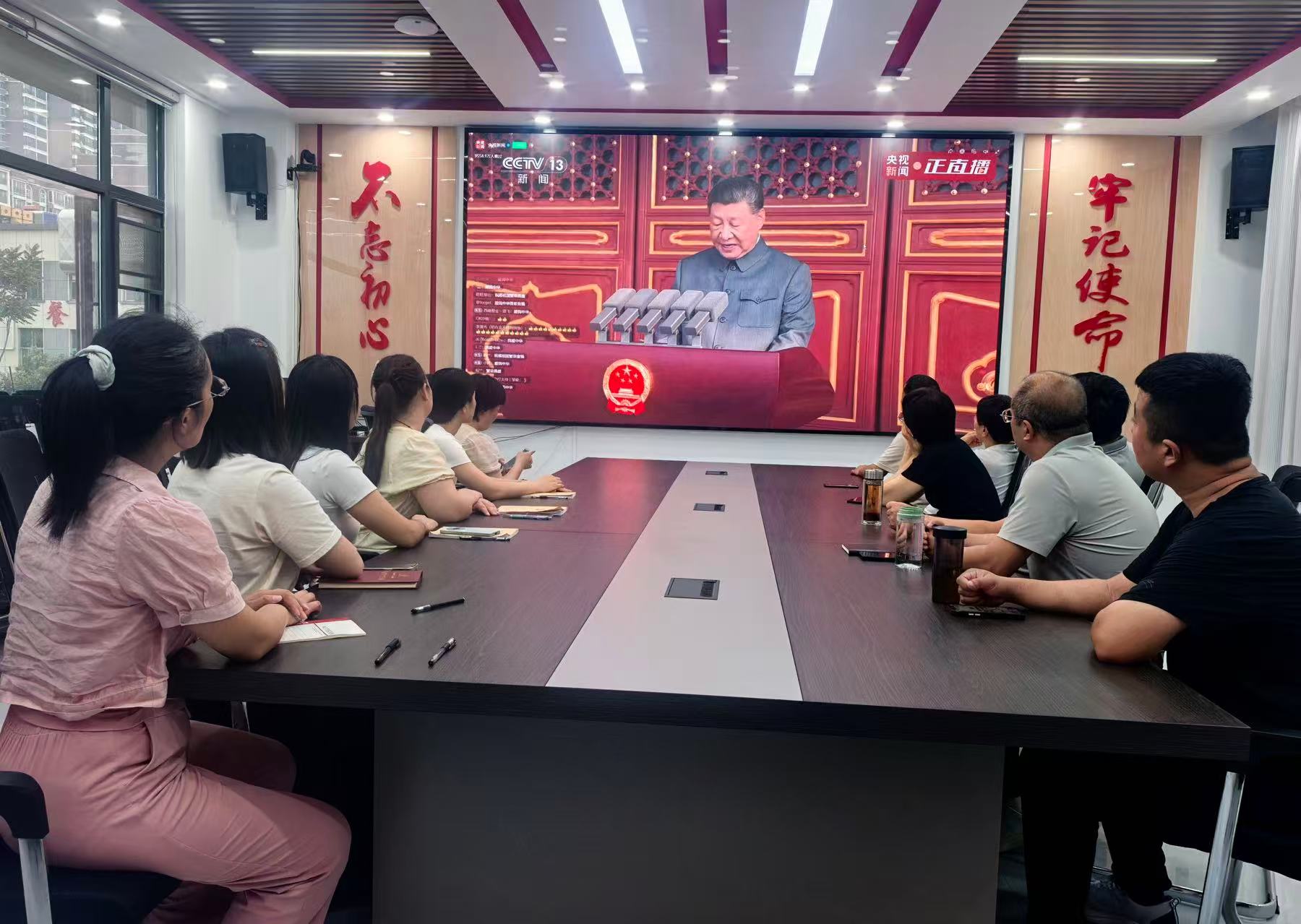 1756884323682448.jpg 8d5ab897c7d6376637a3070bace6cd9.jpg