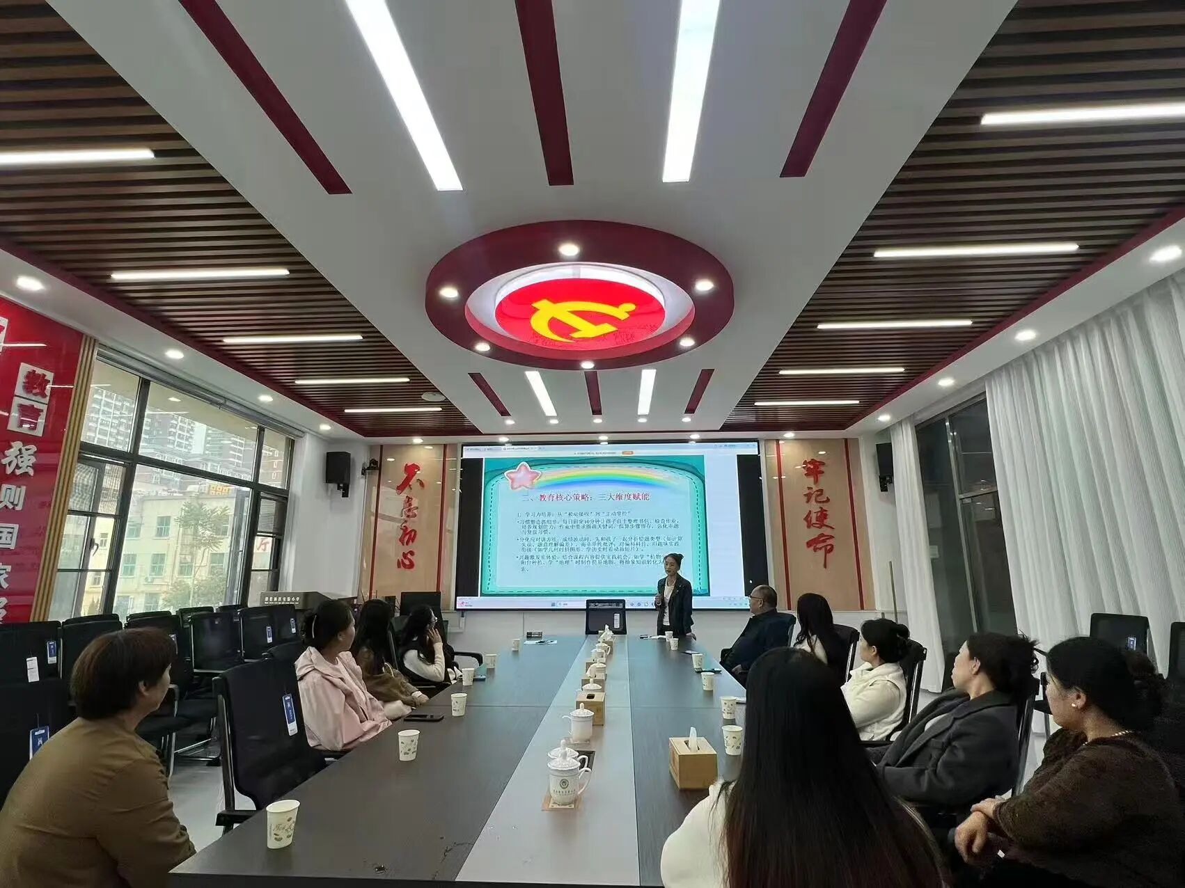 1761270765439376.jpg 8af1bafe35803890376cf22942dab0f8.jpg